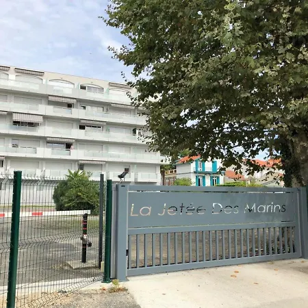 Apartament Studio Jetee Des Marins-3 *
